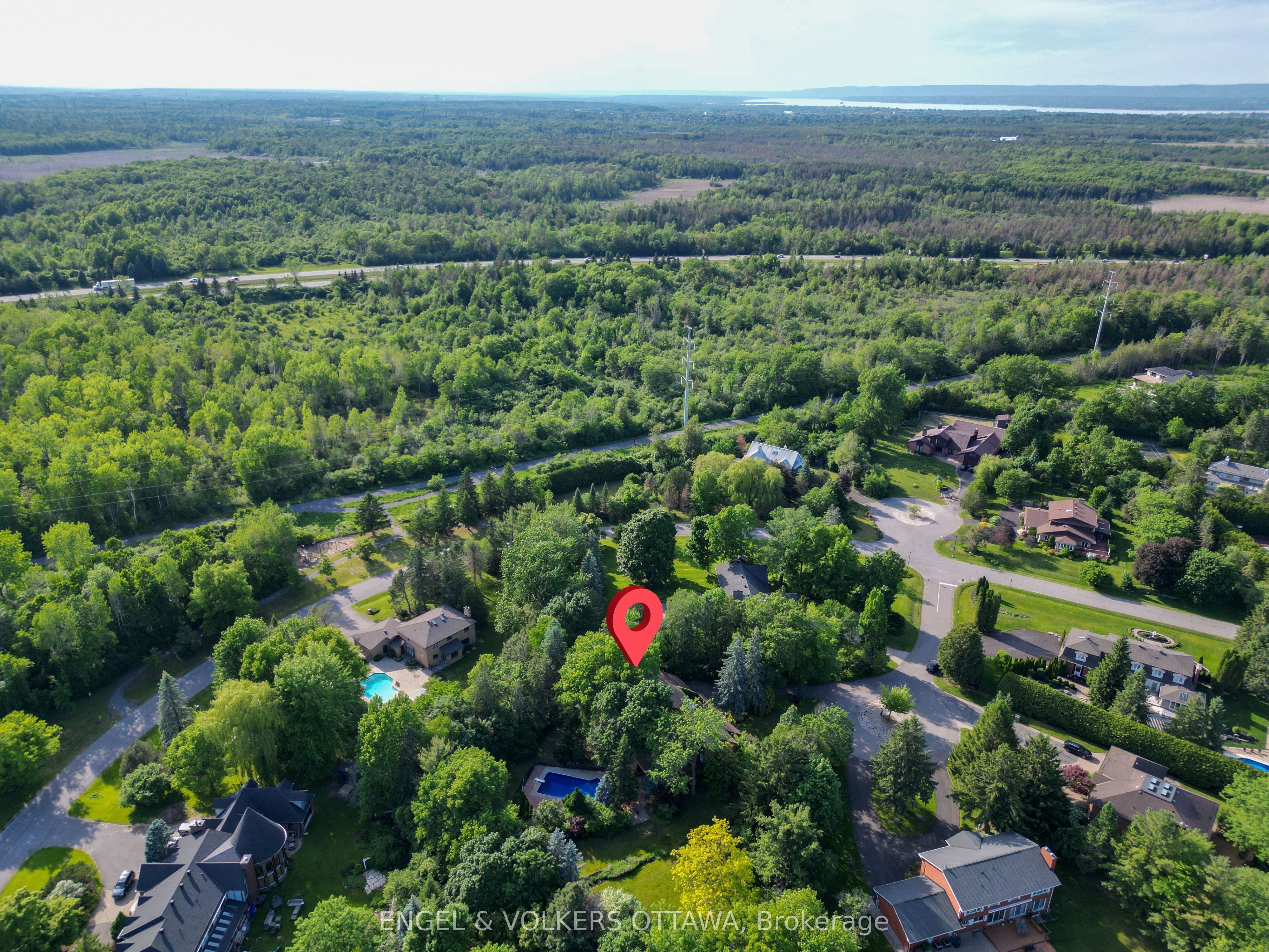 7 Mid Pines Grove Property Photo 47