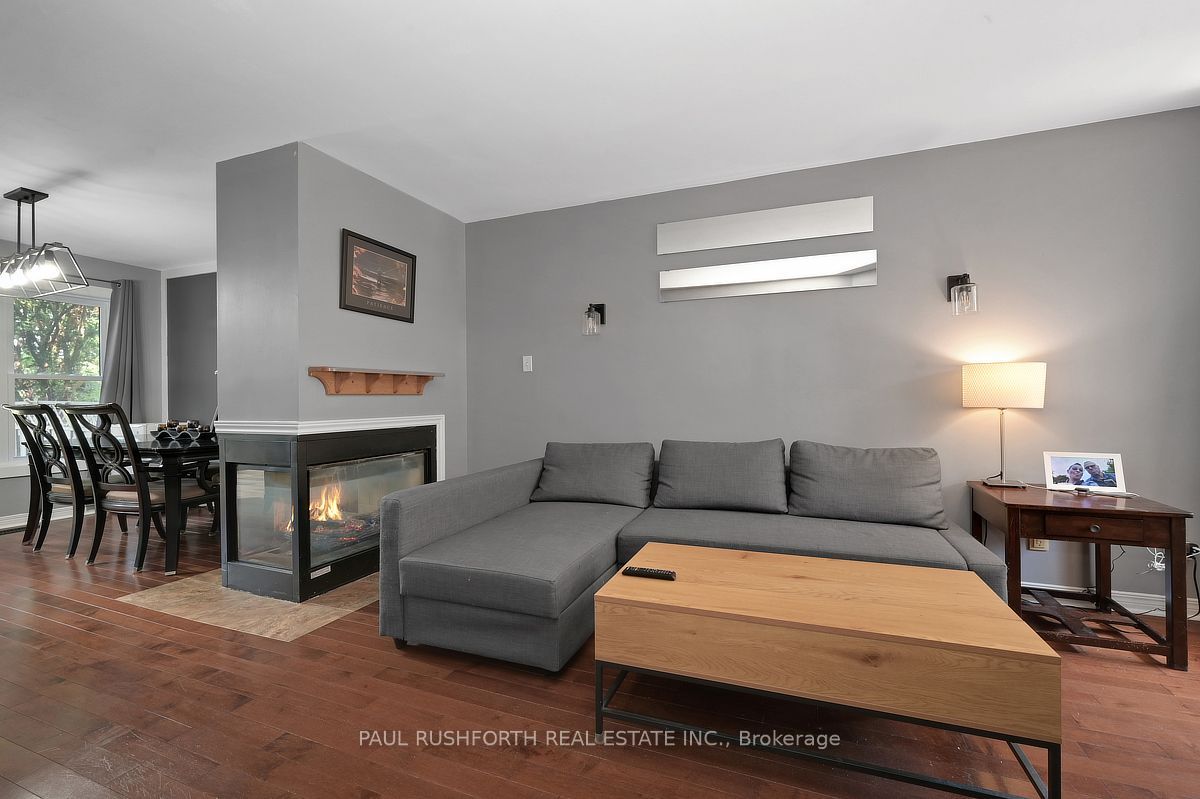 29 Grenadier Way Property Photo 8