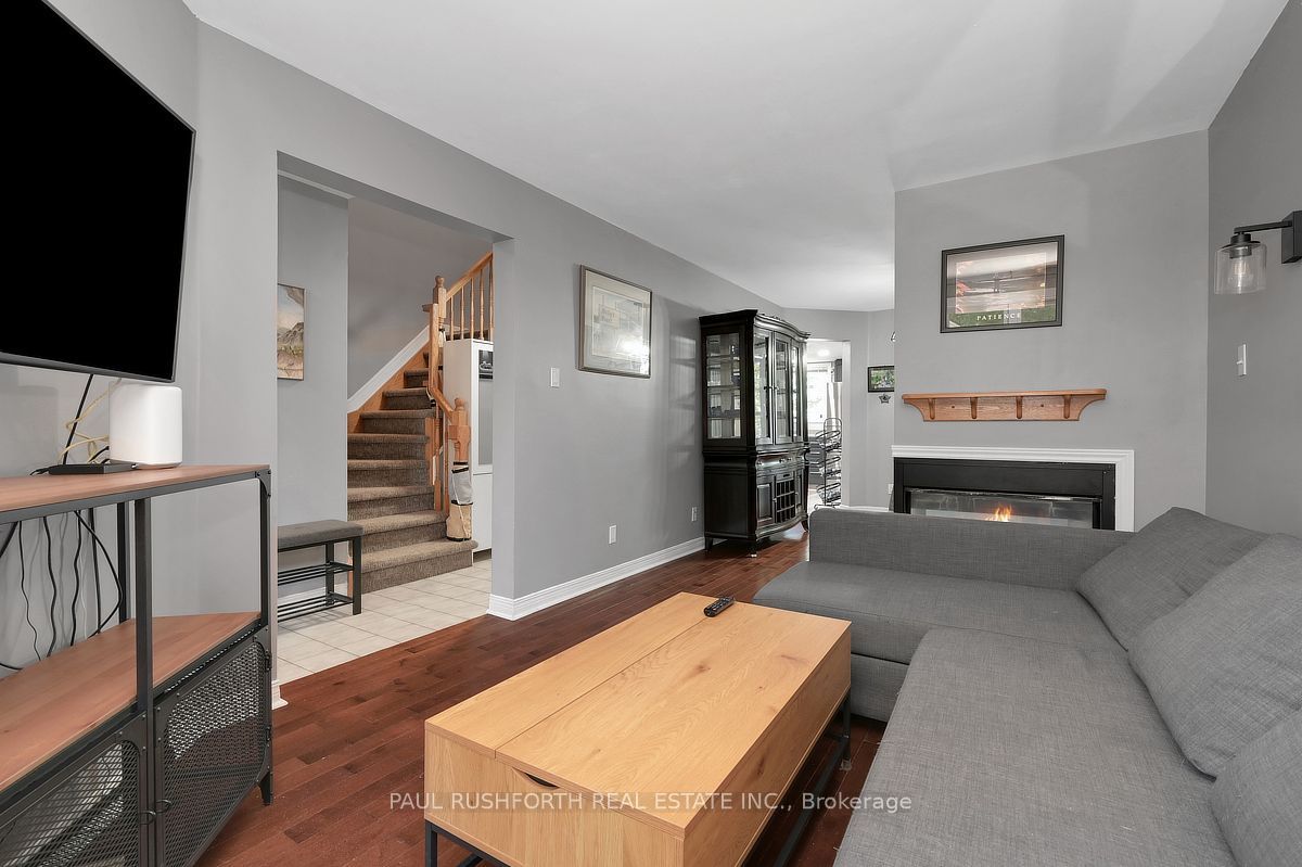 29 Grenadier Way Property Photo 9