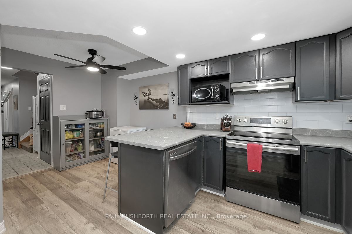 29 Grenadier Way Property Photo 16