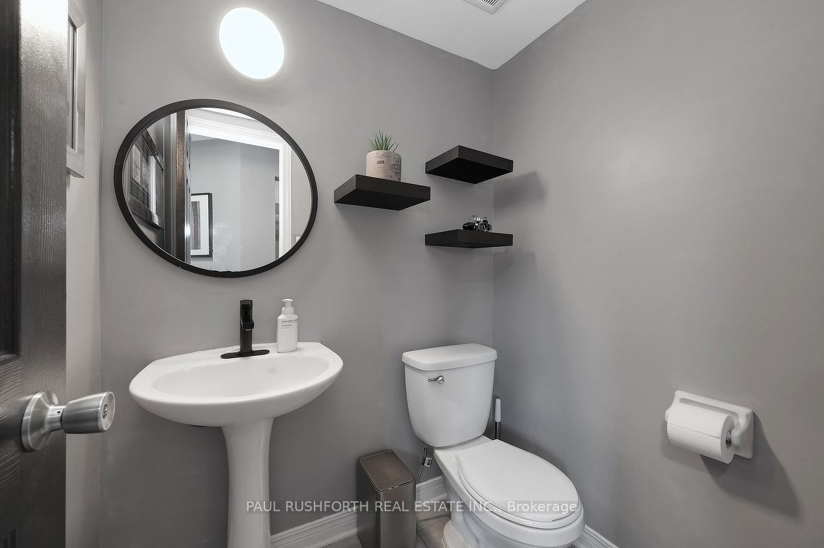 29 Grenadier Way Property Photo 17