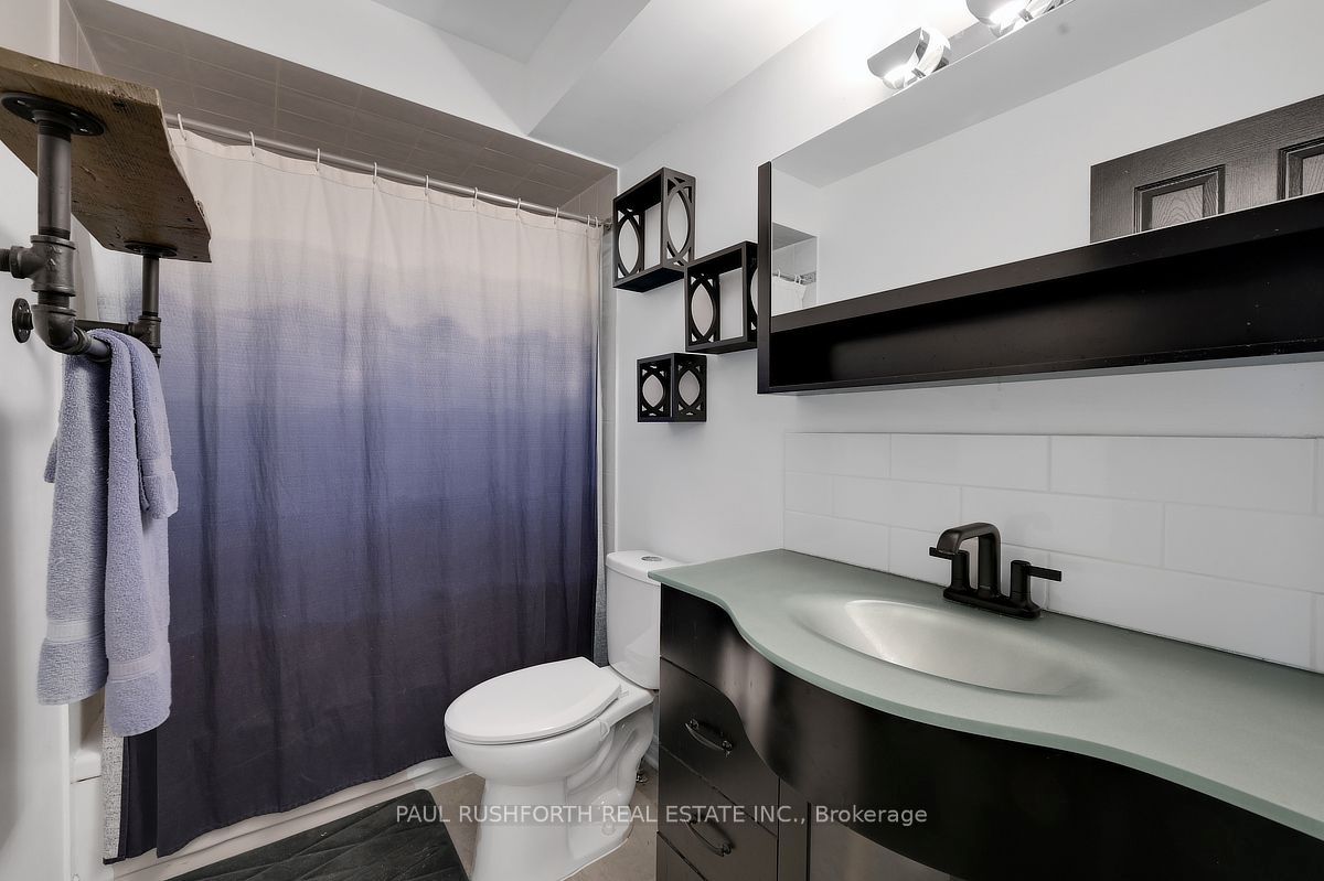 29 Grenadier Way Property Photo 23