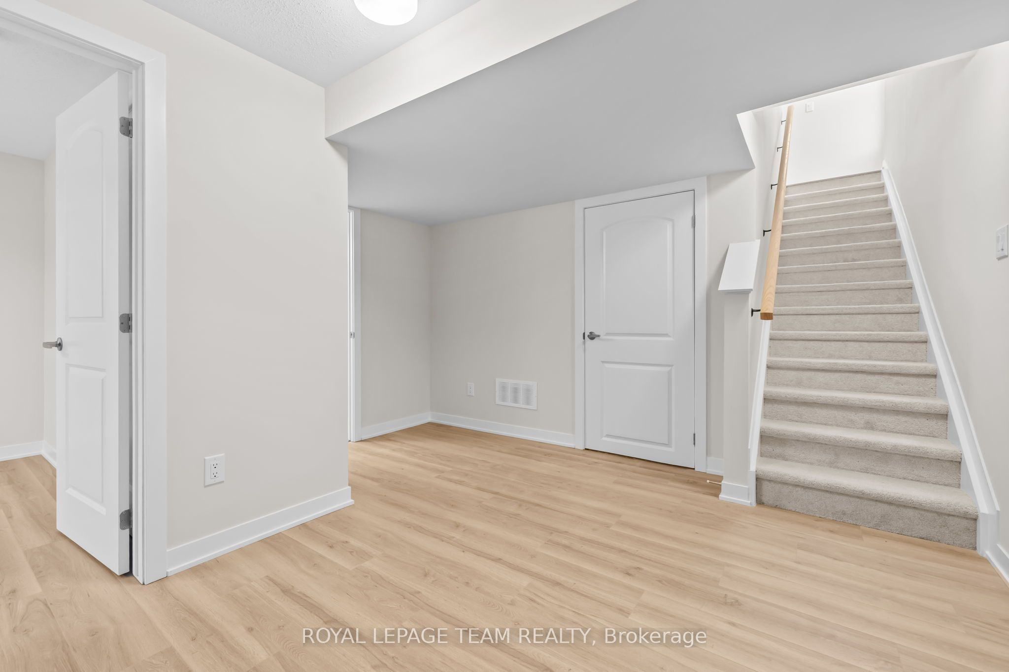 741 Haflinger Row Property Photo 17