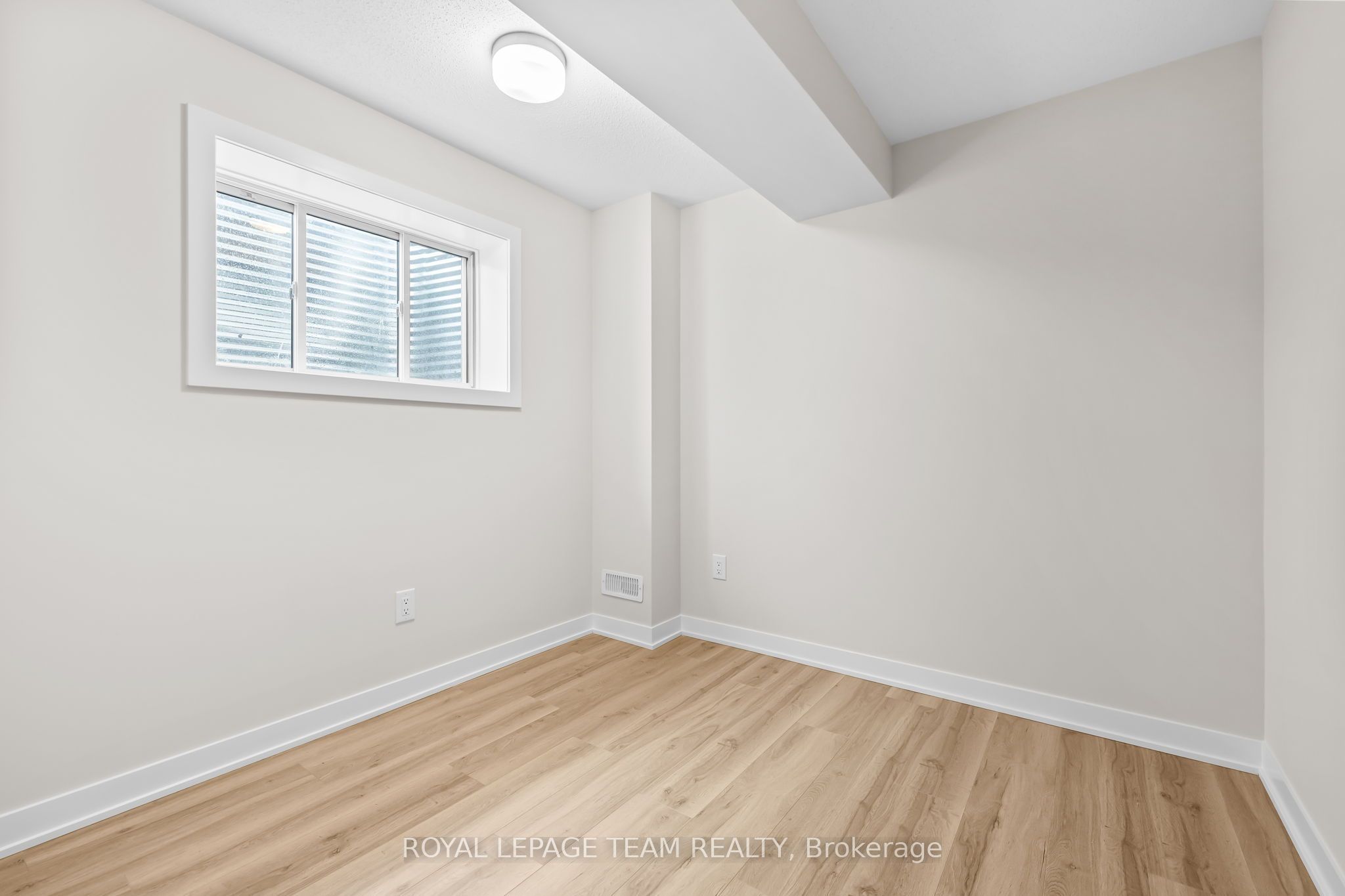 741 Haflinger Row Property Photo 18