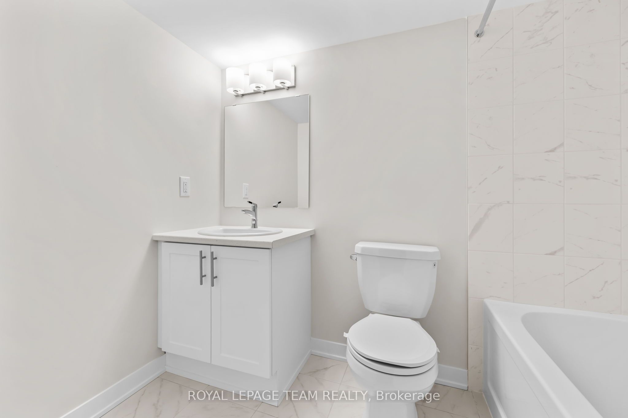 741 Haflinger Row Property Photo 20
