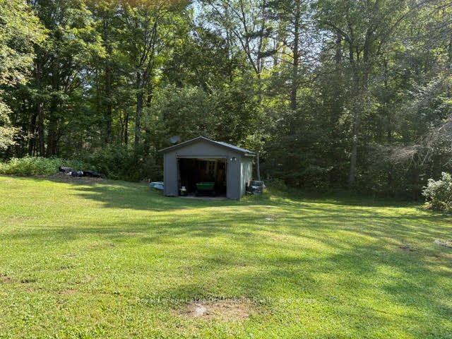 2551 Yearley Road Property Photo 8