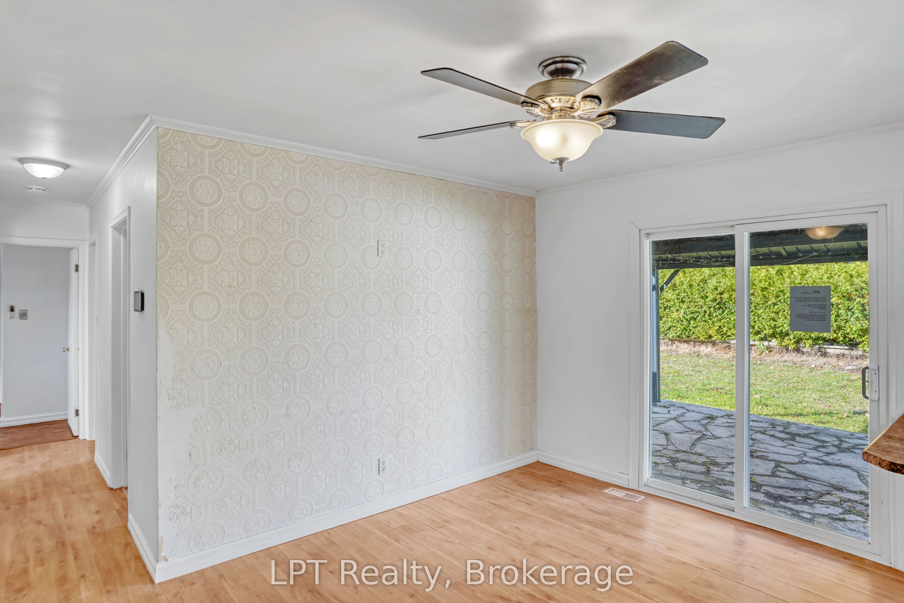 470 7th Street Property Photo 16