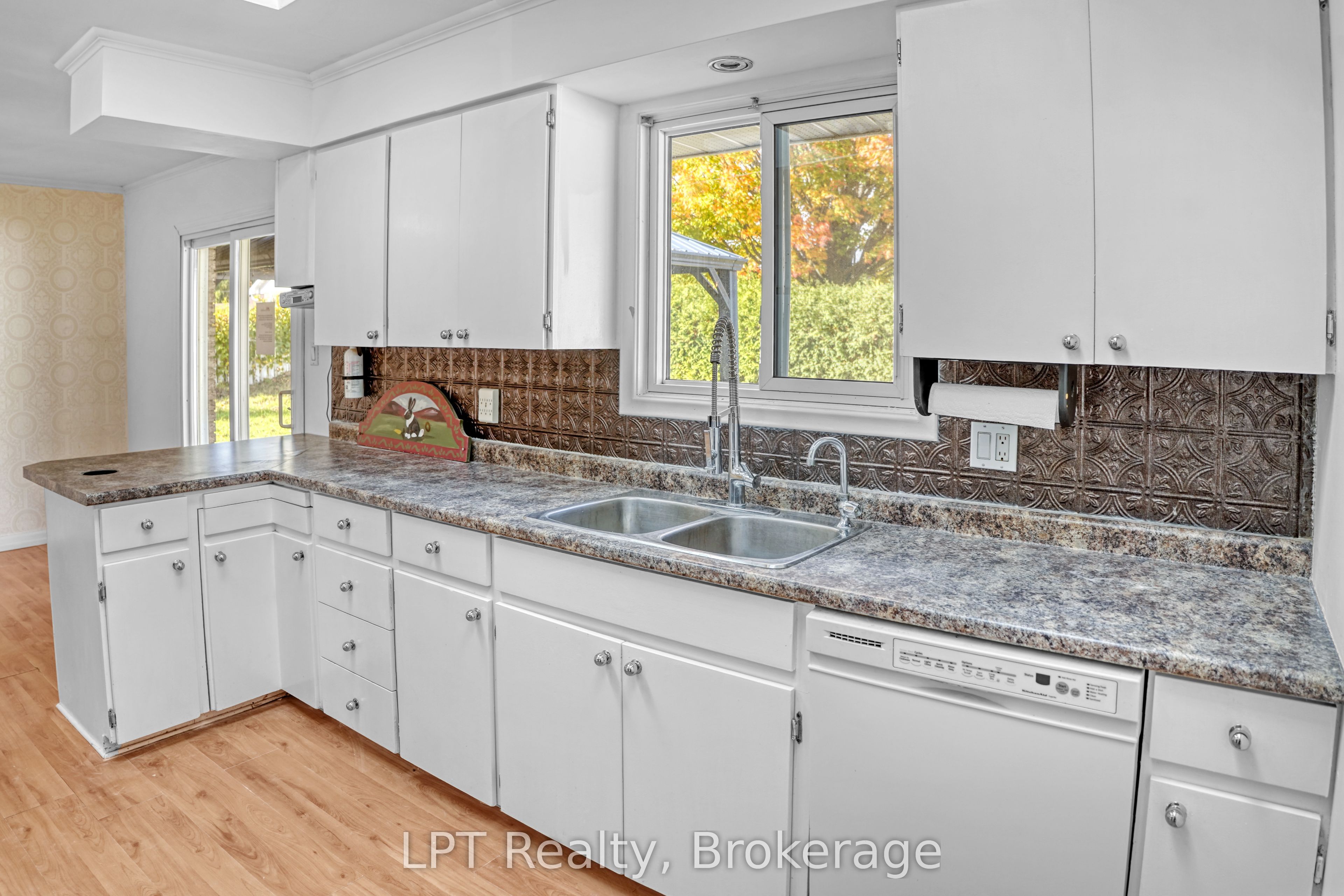 470 7th Street Property Photo 17