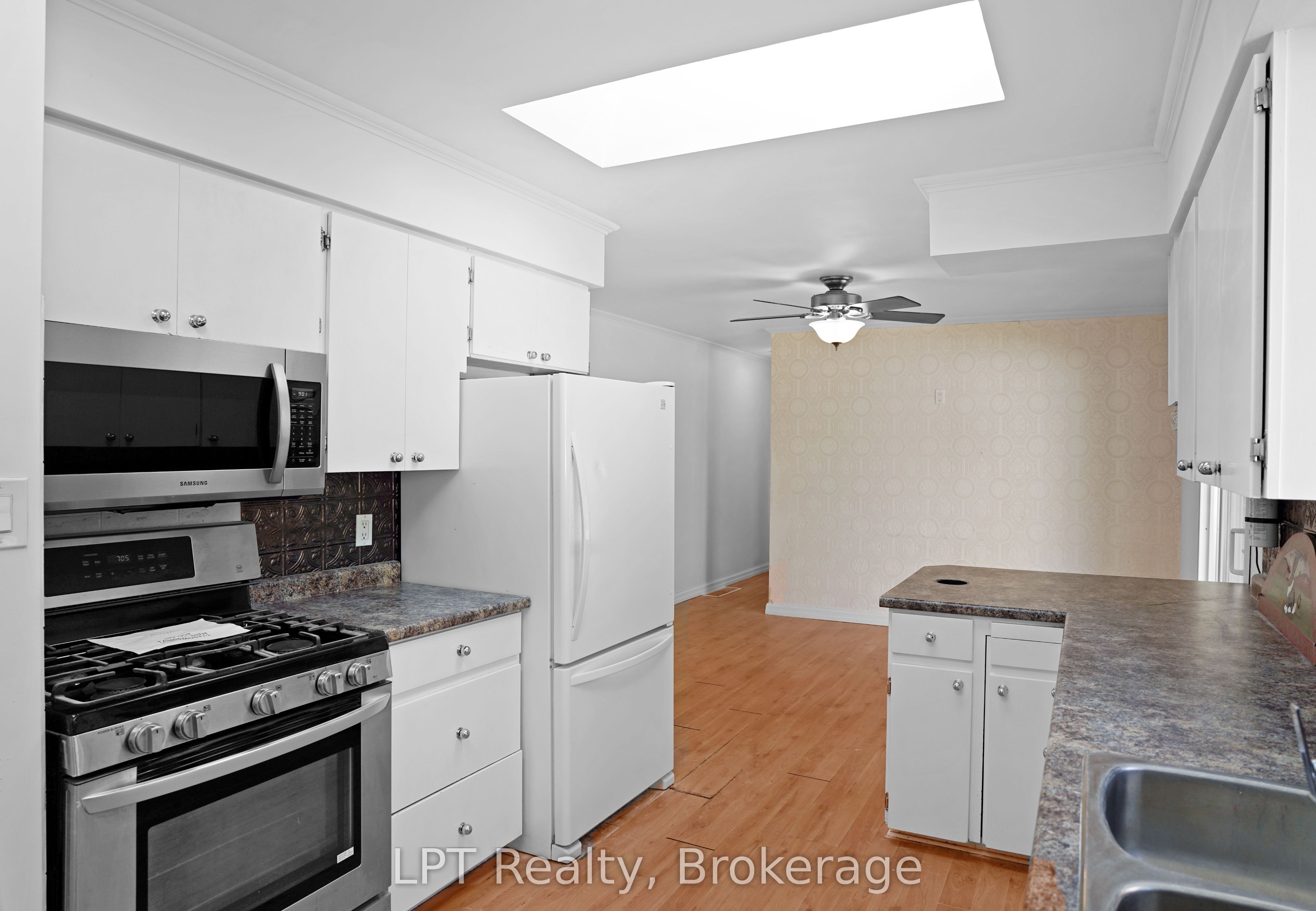 470 7th Street Property Photo 18