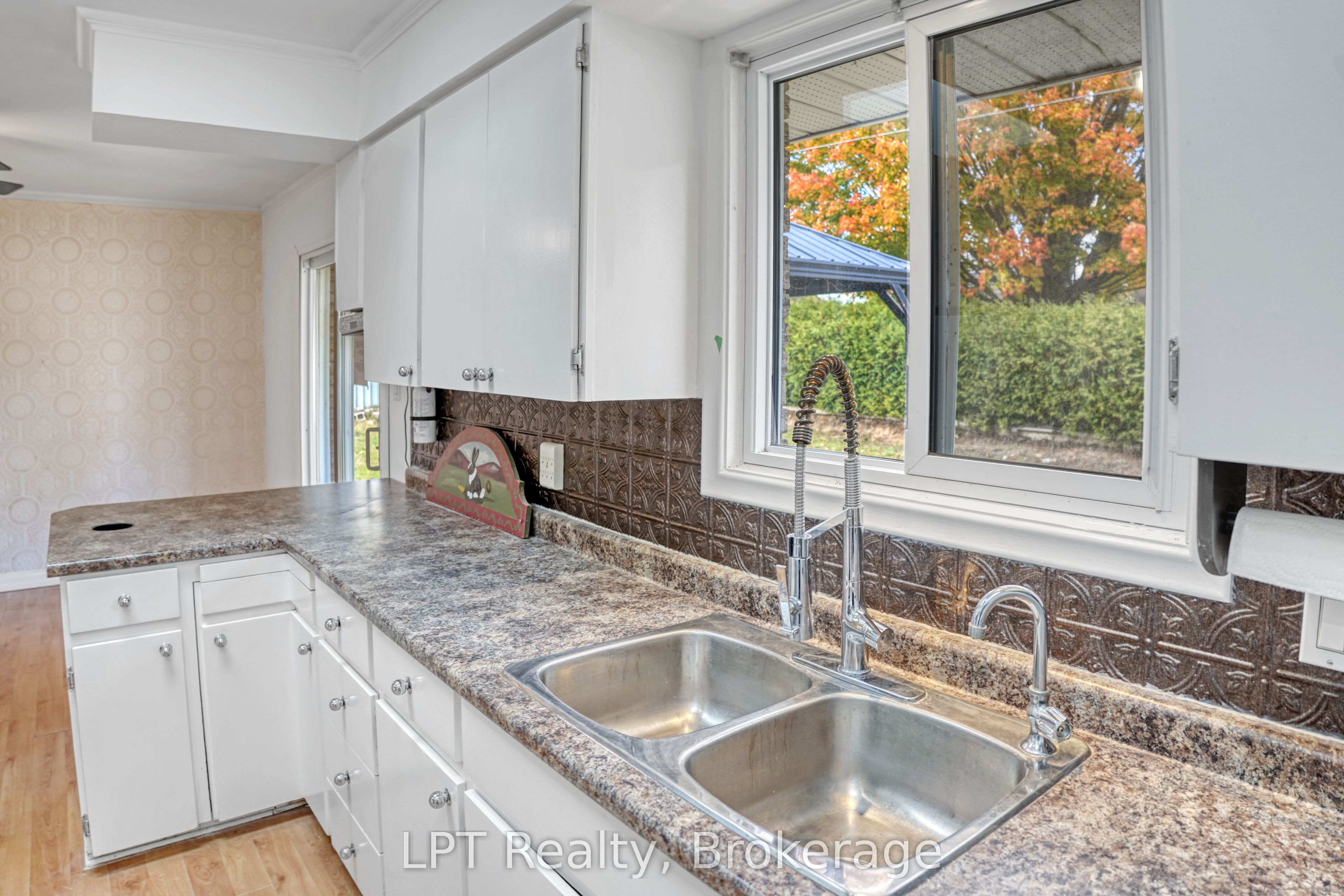 470 7th Street Property Photo 20