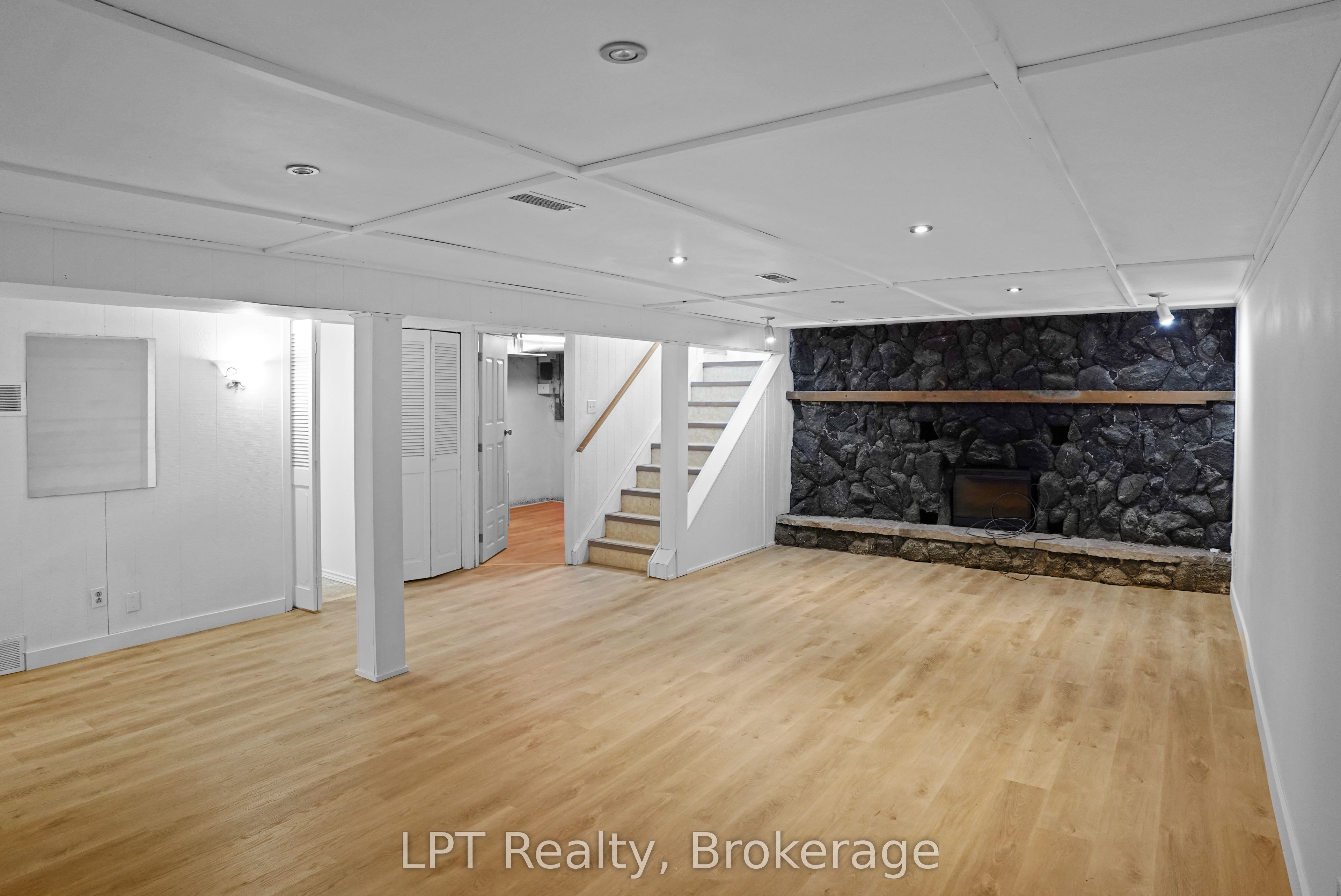 470 7th Street Property Photo 31