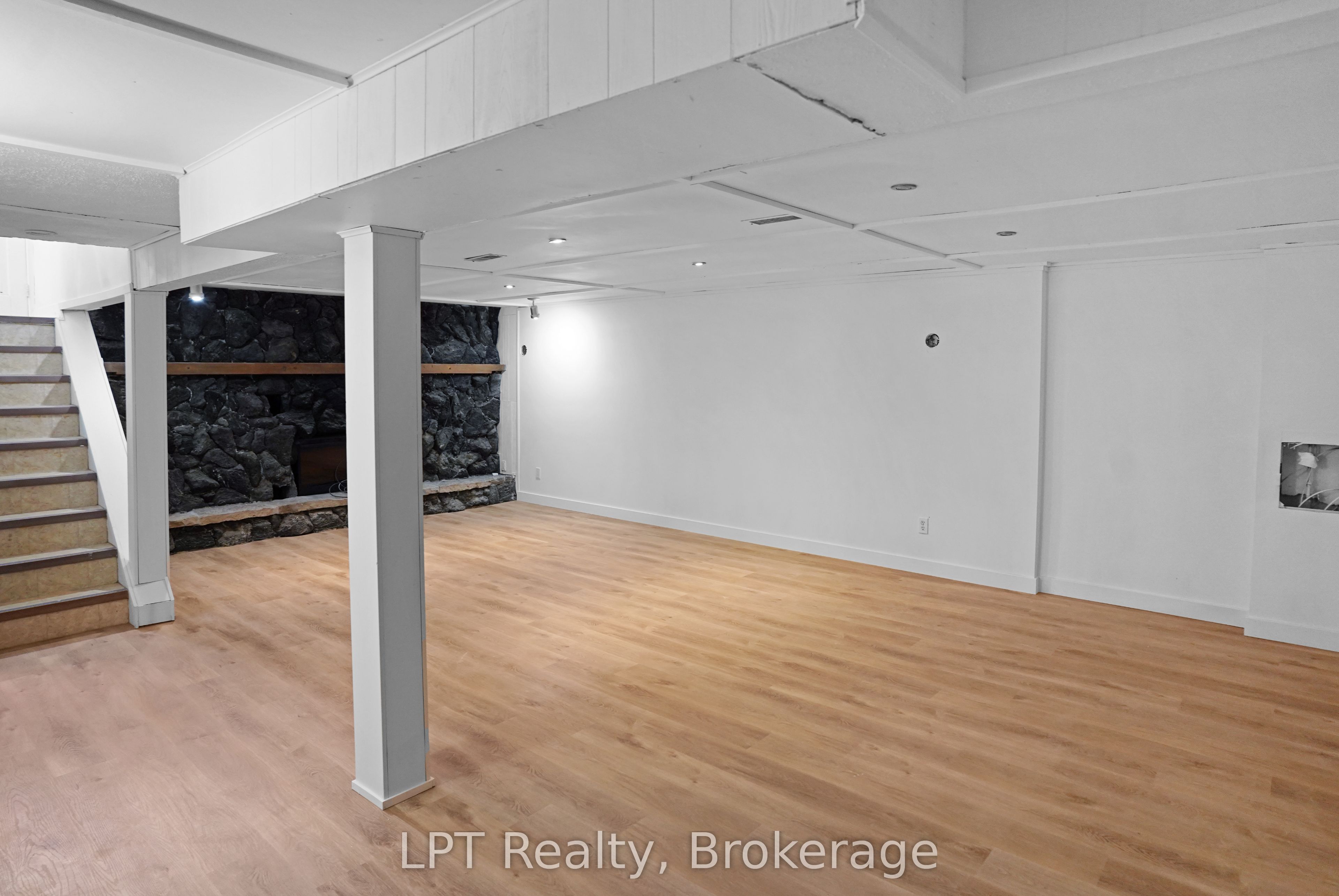 470 7th Street Property Photo 35