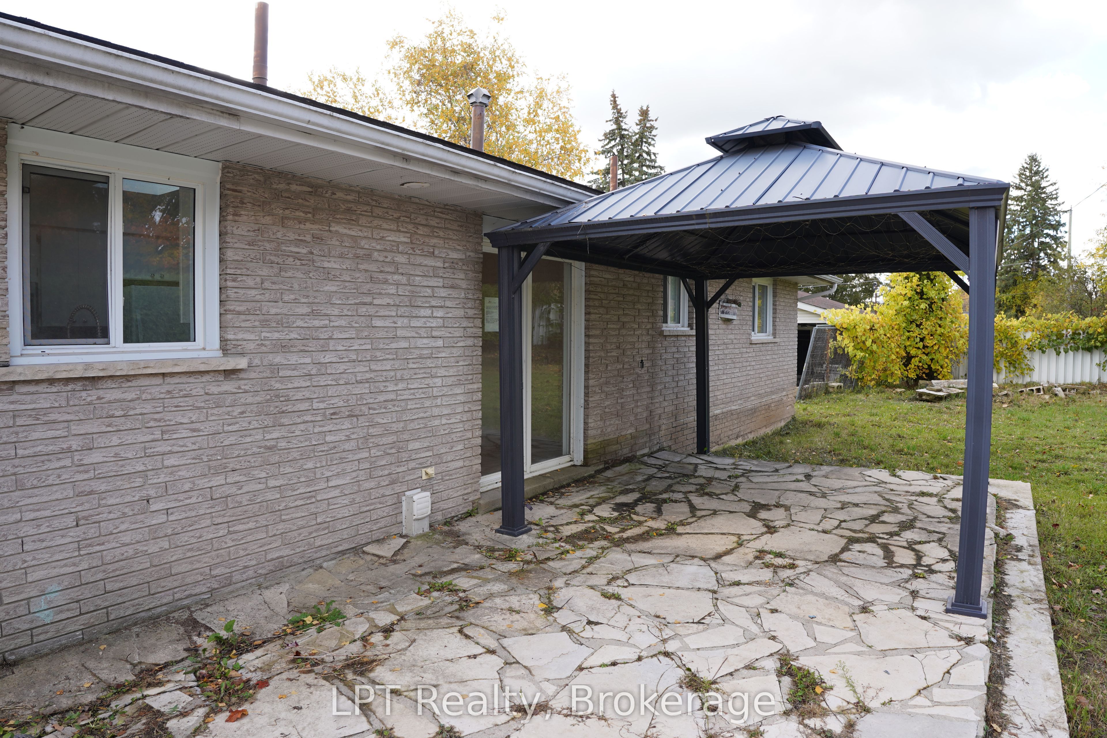 470 7th Street Property Photo 46