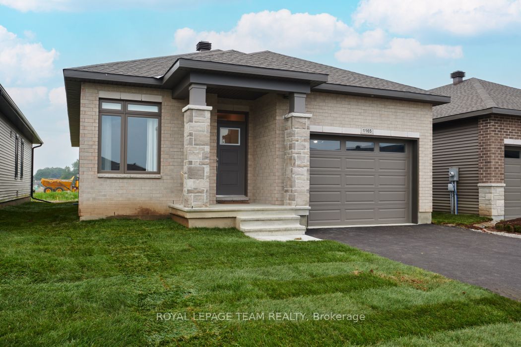 1165 Potter Drive Property Photo 1