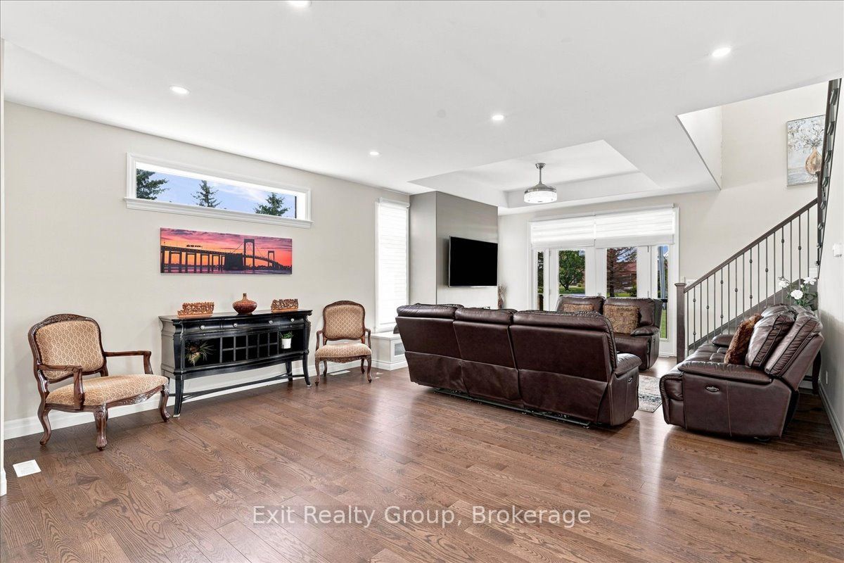 9 Wims Way Property Photo 11