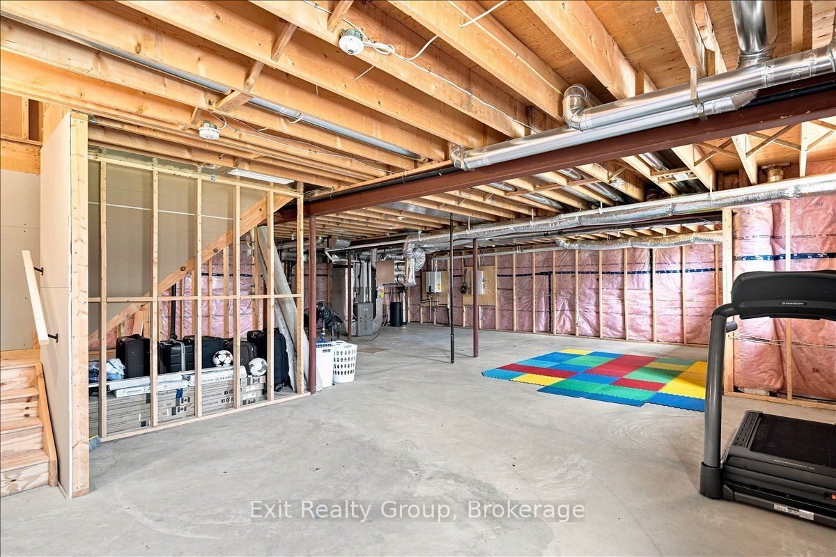 9 Wims Way Property Photo 37