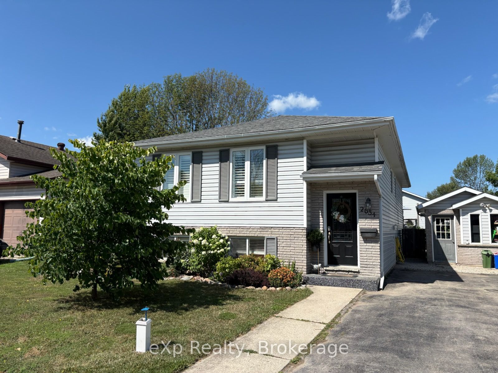 2634 9th Avenue E Property Photo 1