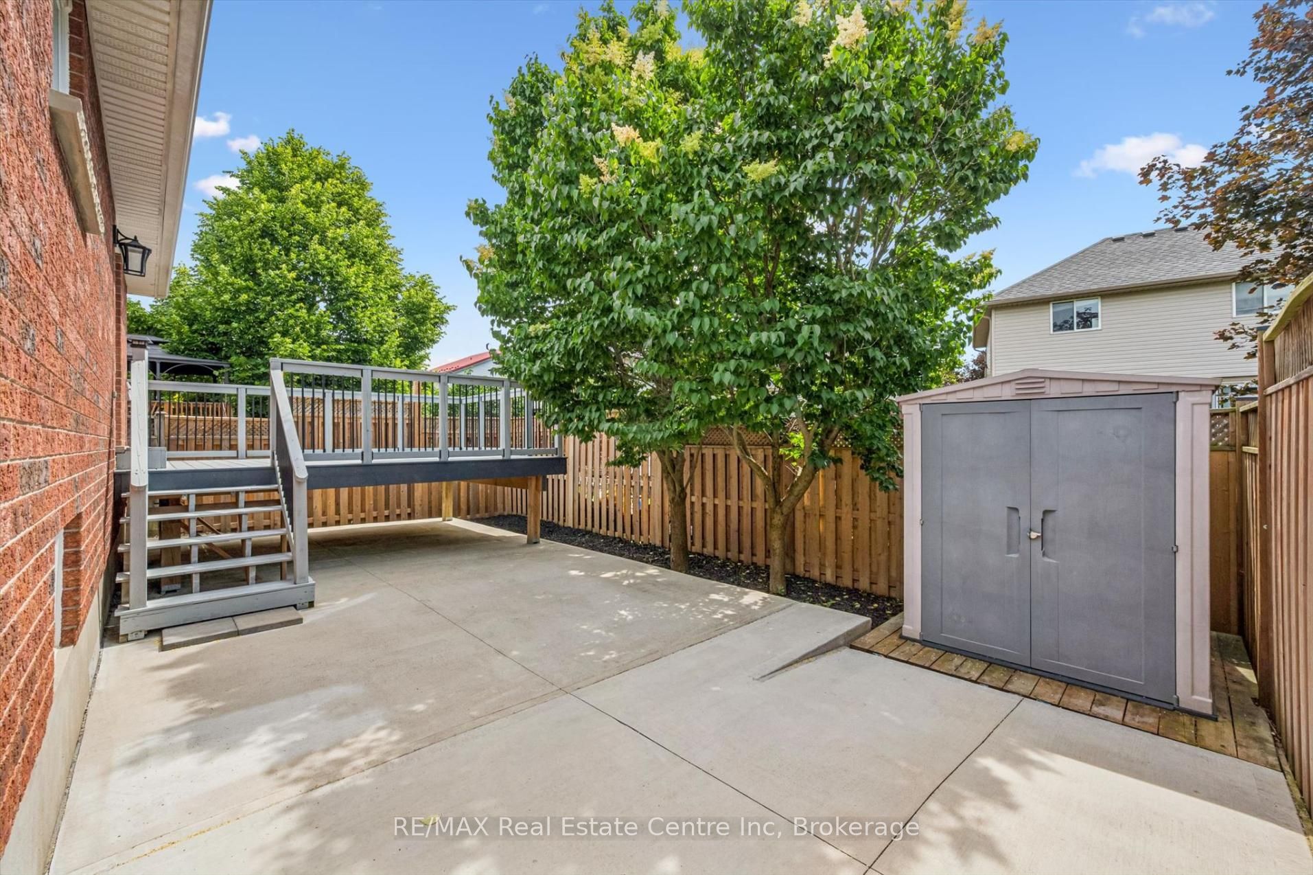 18 Keys Crescent Property Photo 31