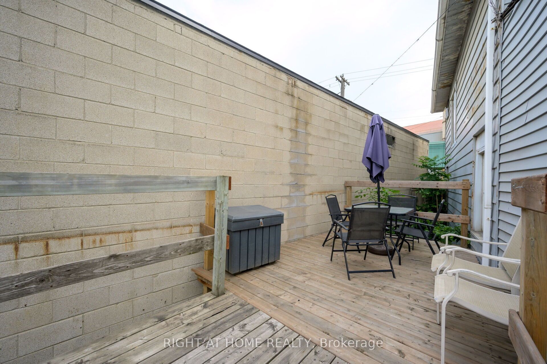 372 Beach Road Property Photo 32