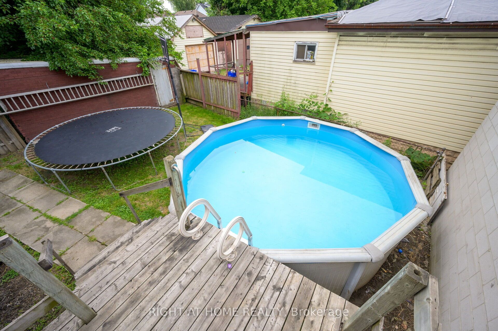 372 Beach Road Property Photo 33