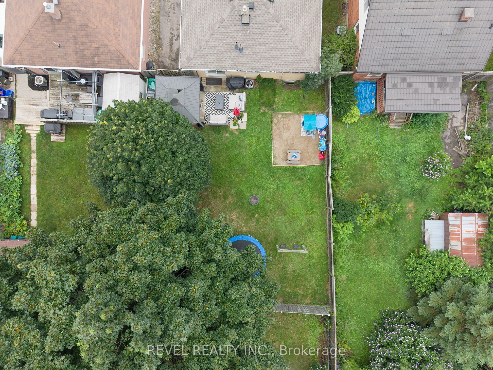 99 Harriett Street Property Photo 27