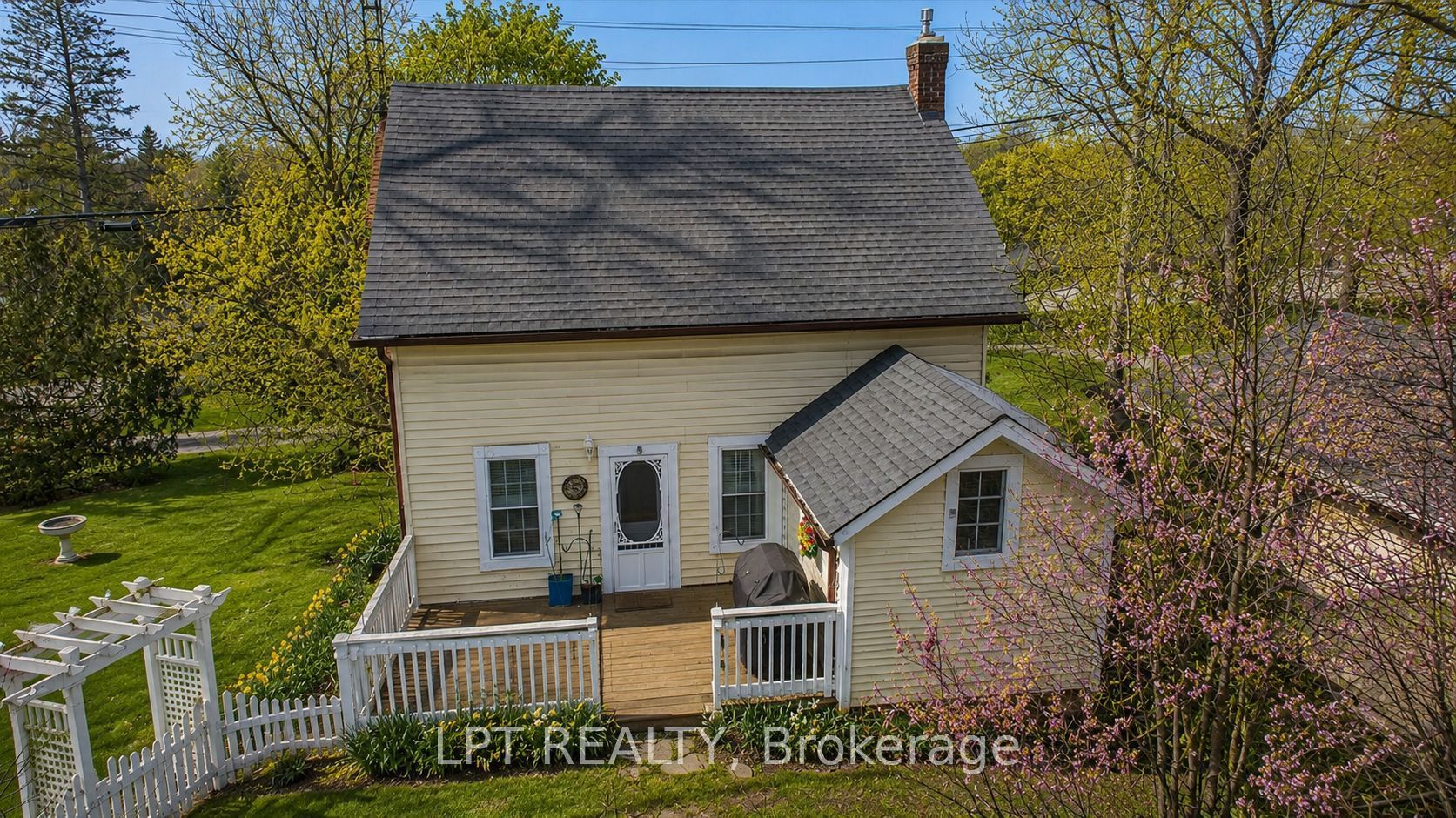 3472 Monck Road Property Photo 2