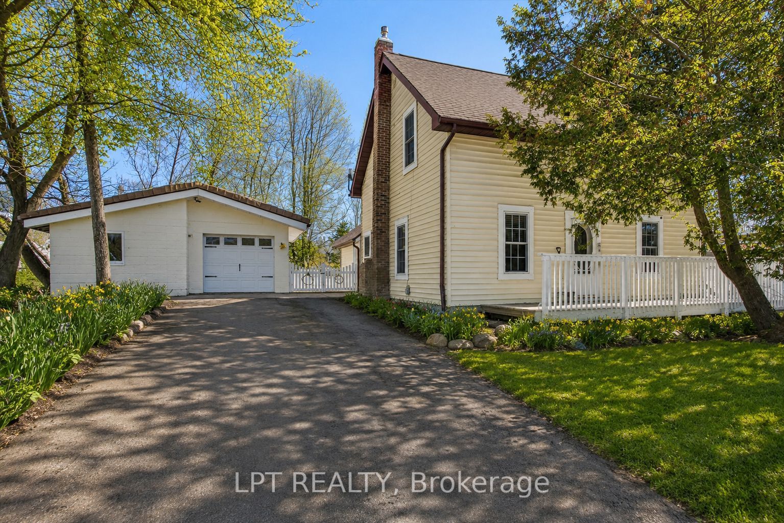 3472 Monck Road Property Photo 3