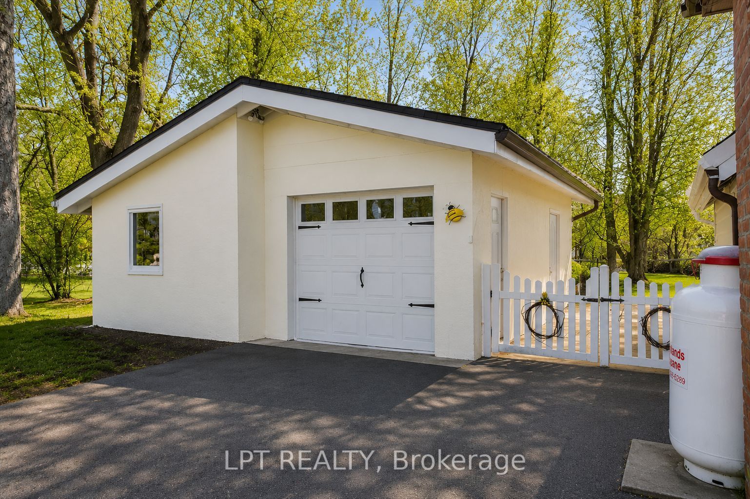 3472 Monck Road Property Photo 6