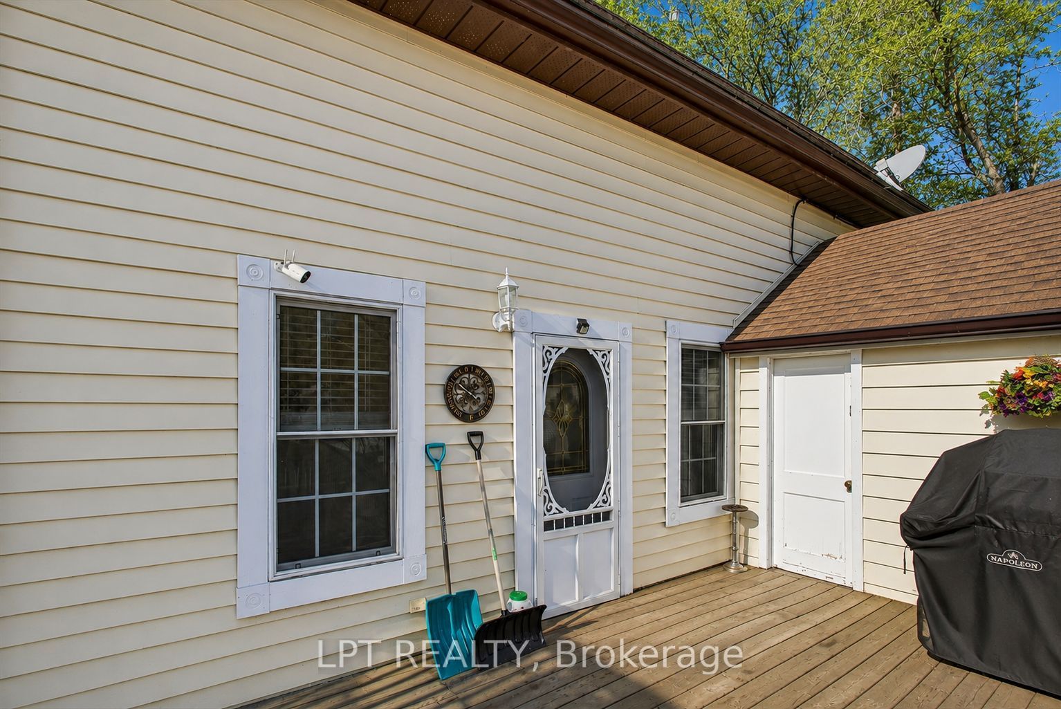 3472 Monck Road Property Photo 8