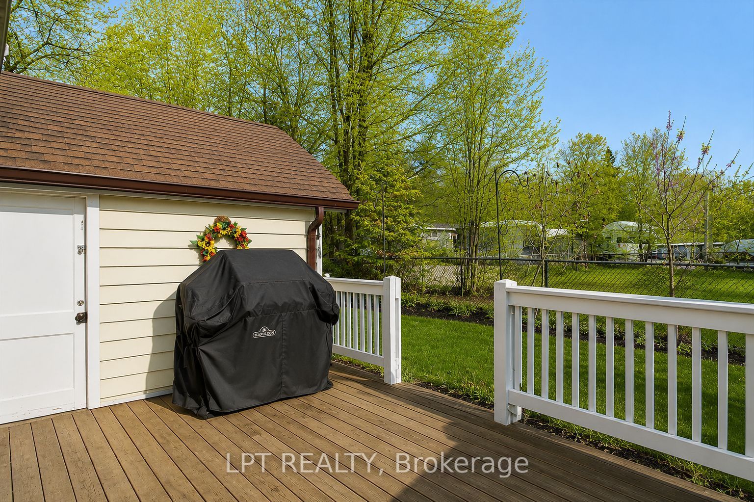 3472 Monck Road Property Photo 9