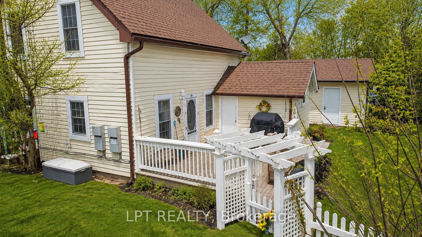 3472 Monck Road Property Photo 10
