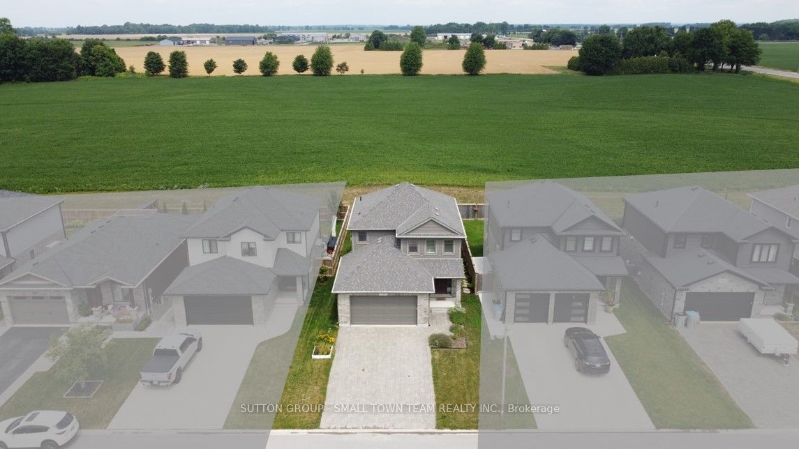 122 Gilmour Drive Property Photo 2
