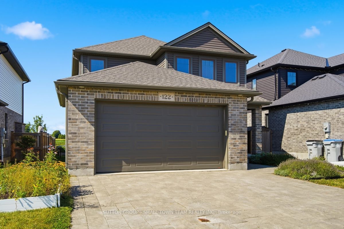 122 Gilmour Drive Property Photo 4