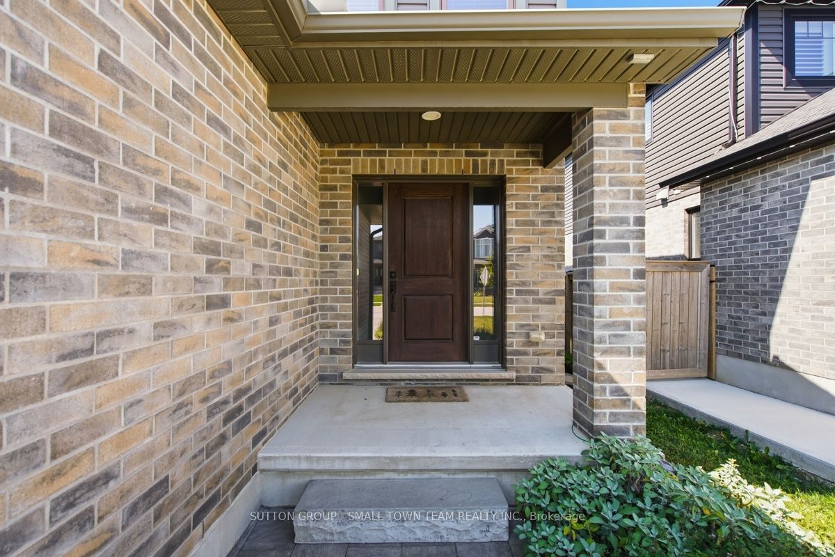 122 Gilmour Drive Property Photo 6