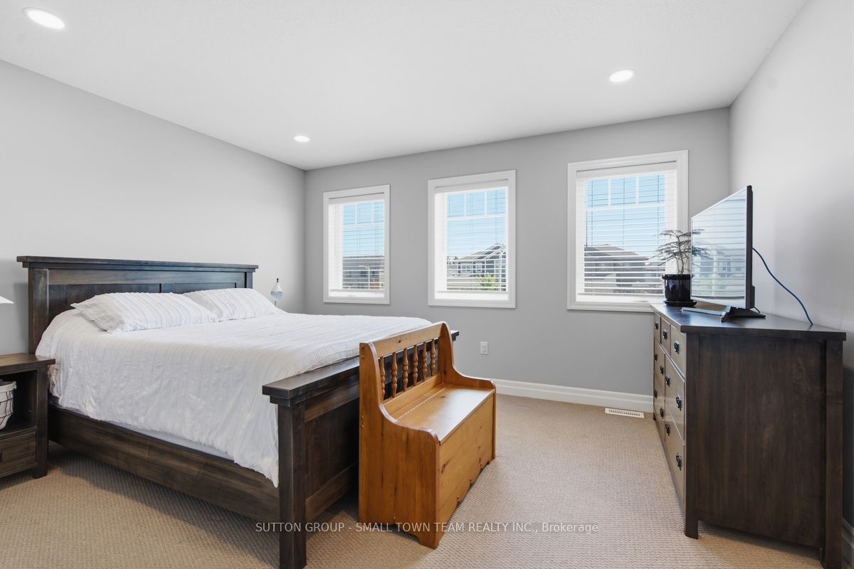 122 Gilmour Drive Property Photo 25