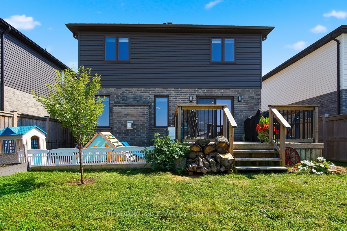 122 Gilmour Drive Property Photo 43
