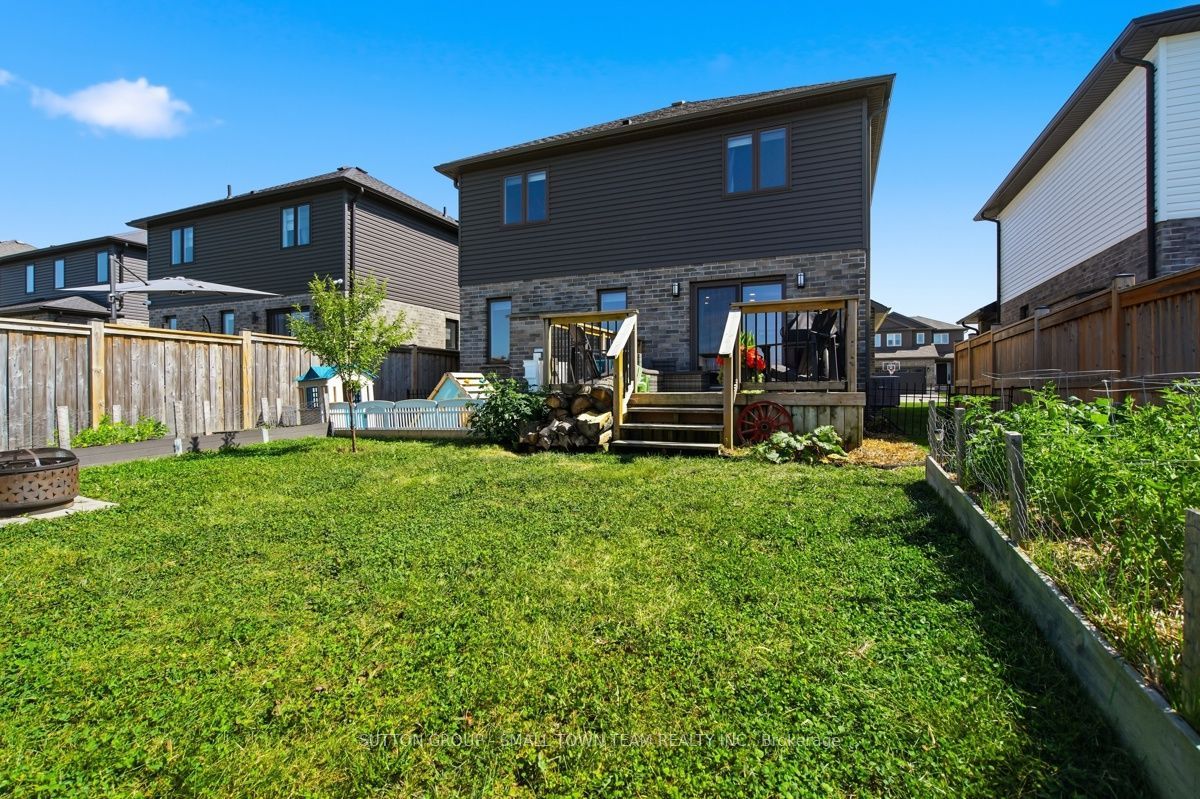 122 Gilmour Drive Property Photo 45