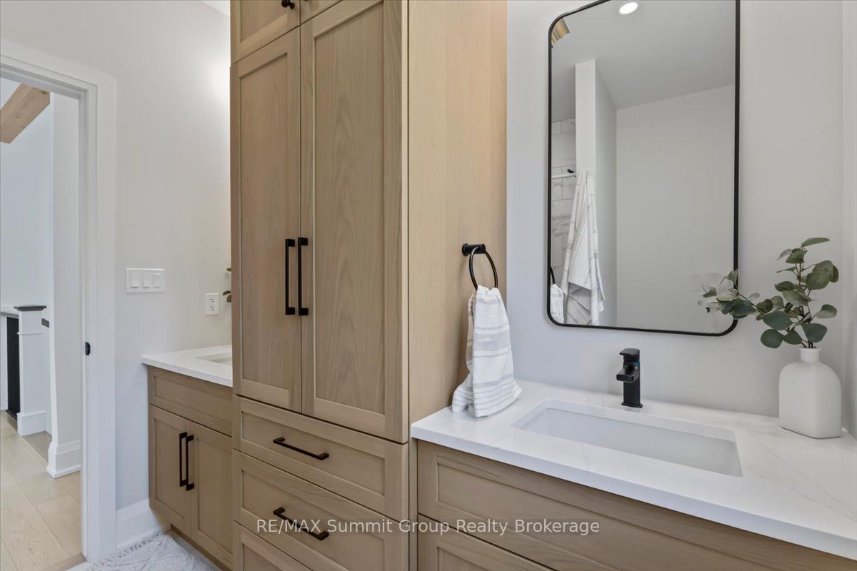 344535 North Line Property Photo 23