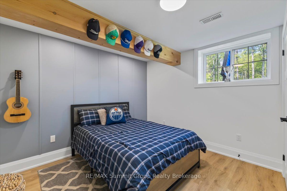 344535 North Line Property Photo 31