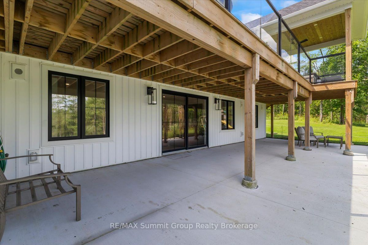 344535 North Line Property Photo 38