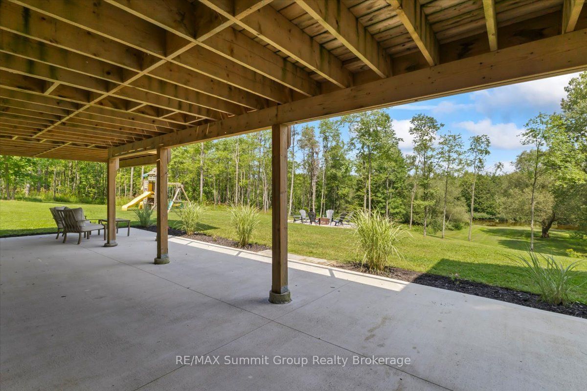 344535 North Line Property Photo 39
