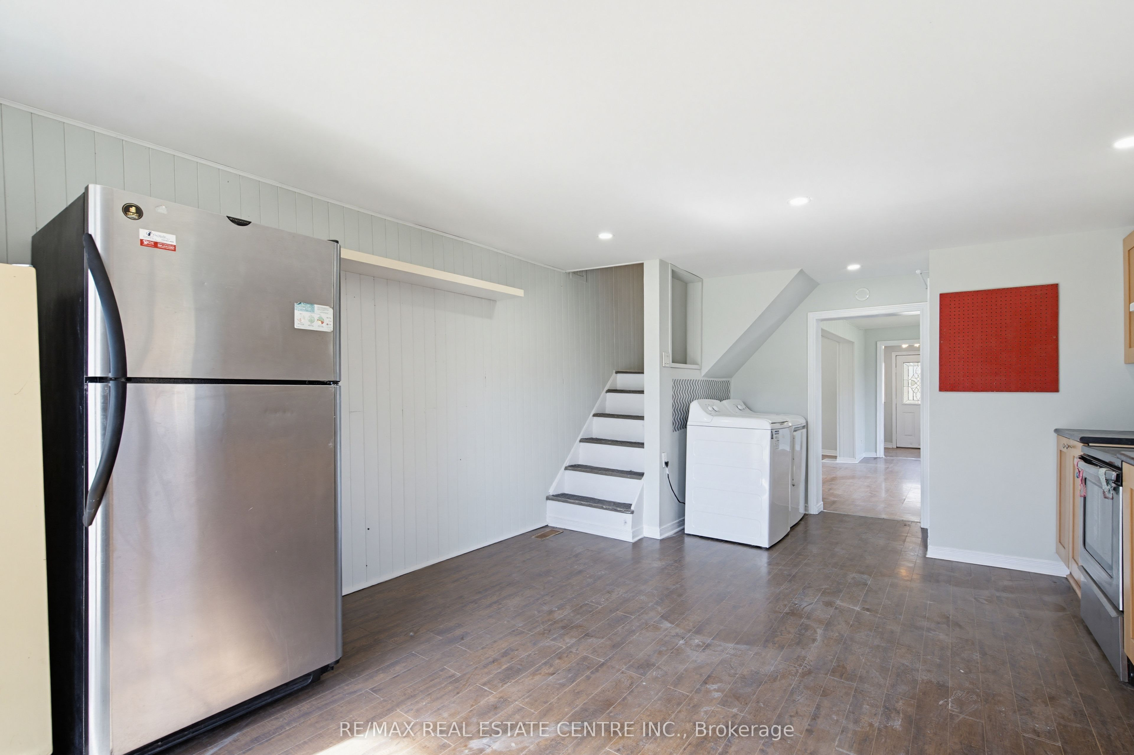 191290 13th Line Property Photo 12