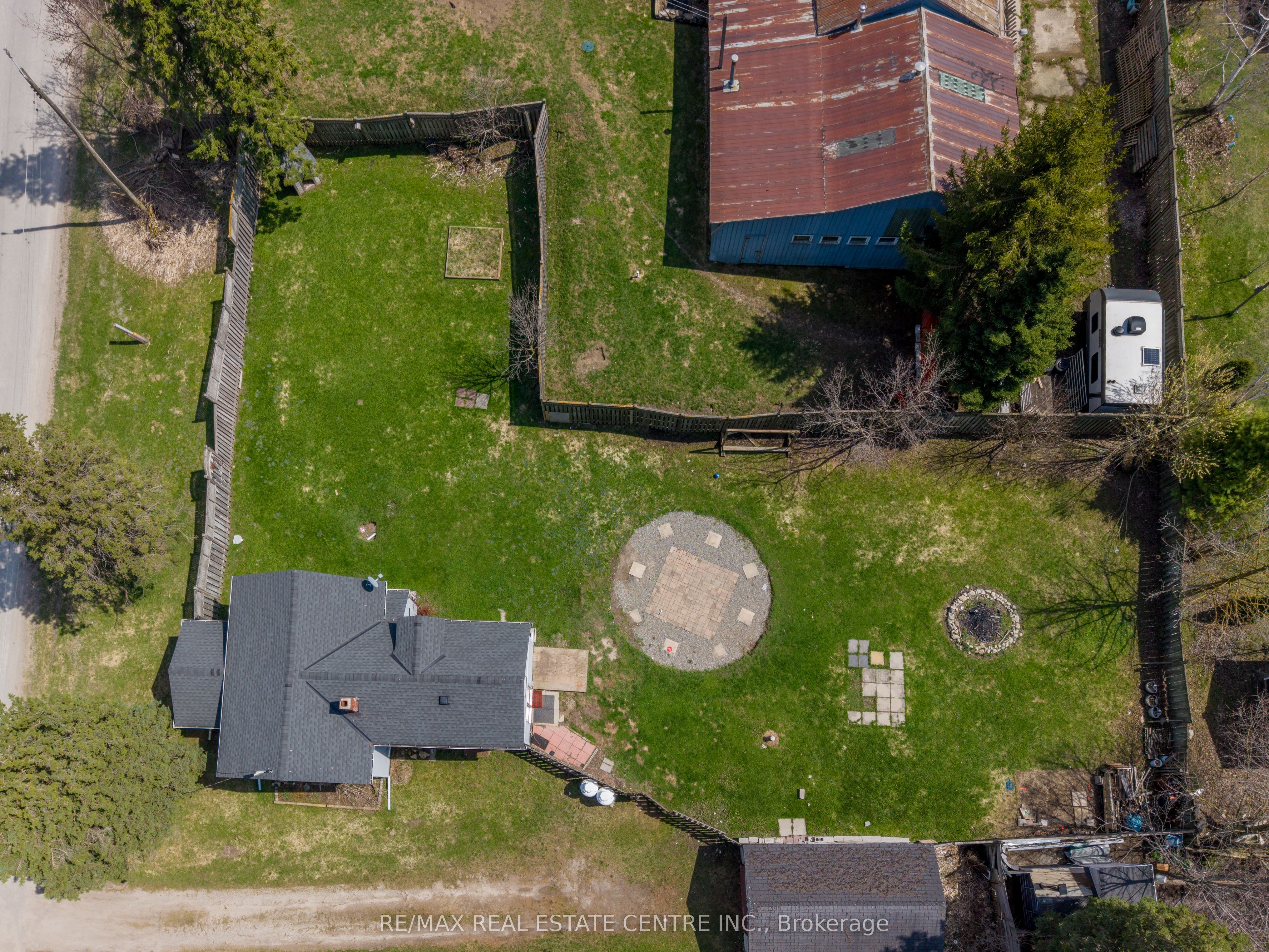 191290 13th Line Property Photo 29
