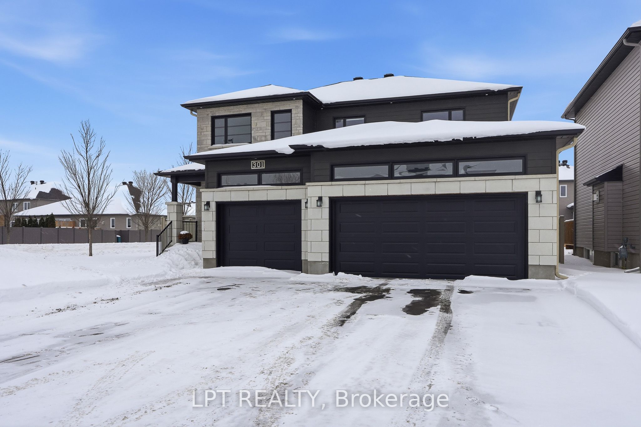 301 Moonlight Drive Property Photo 2