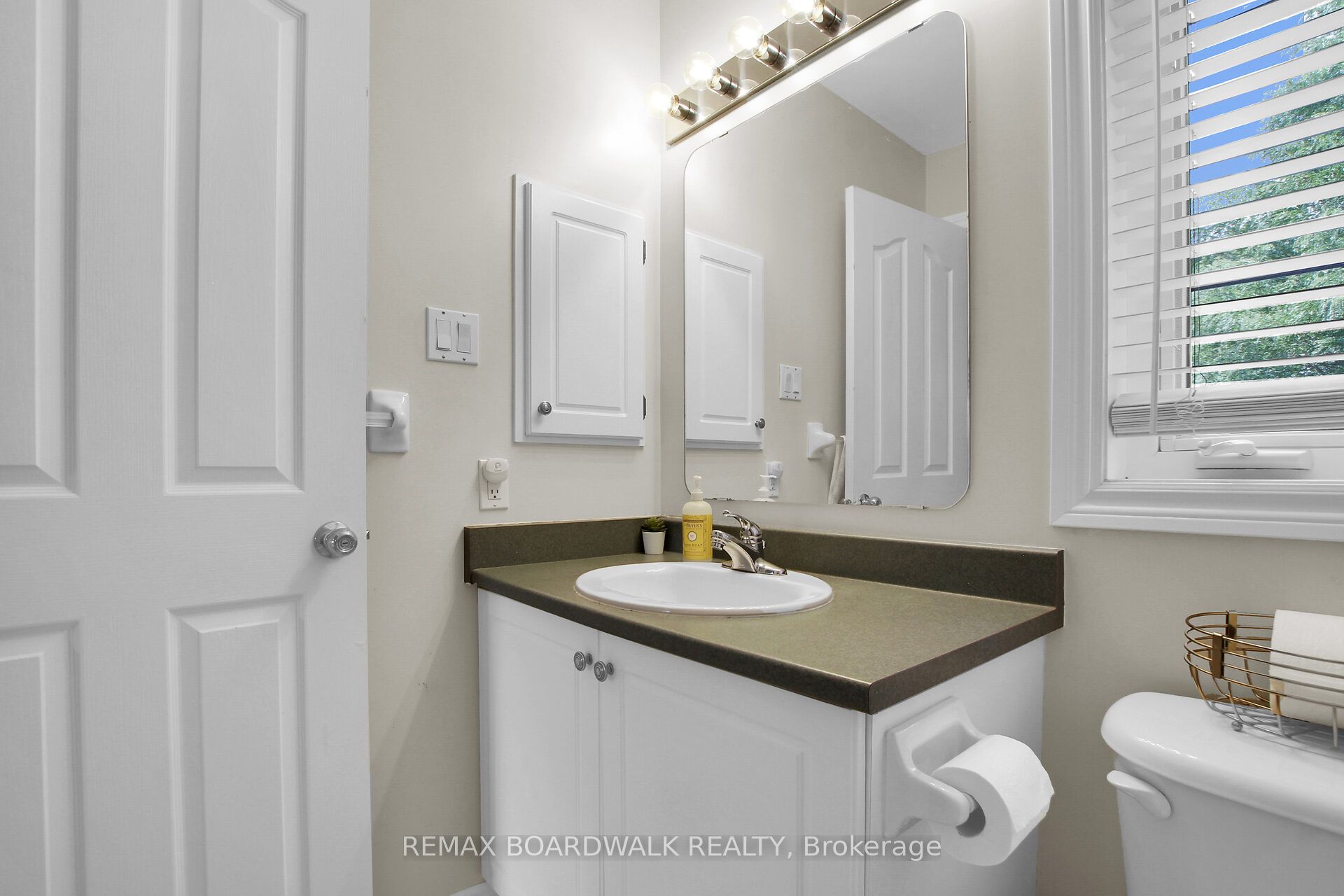 86 Saddlesmith Circle Property Photo 15
