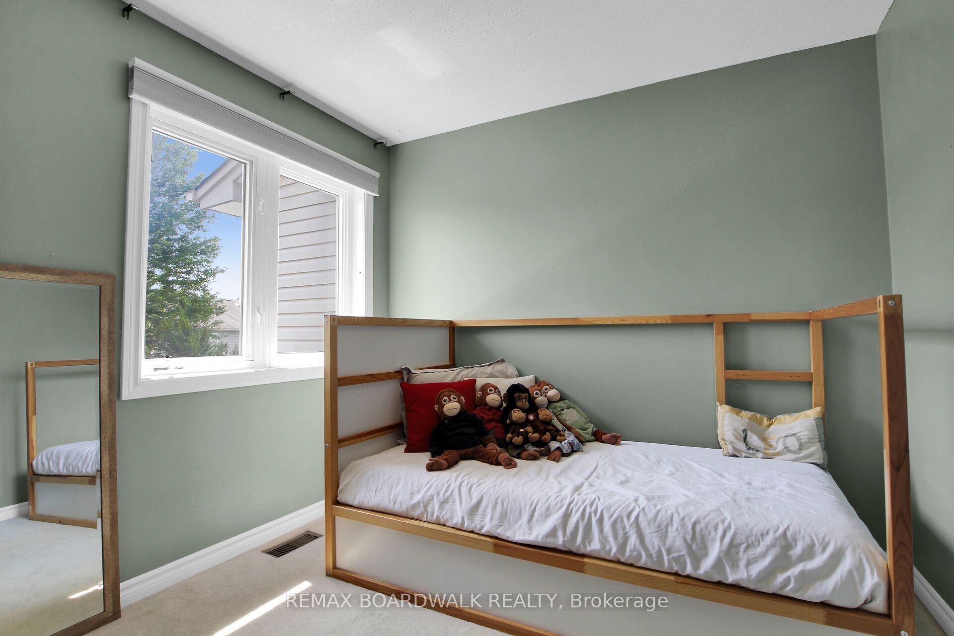 86 Saddlesmith Circle Property Photo 17