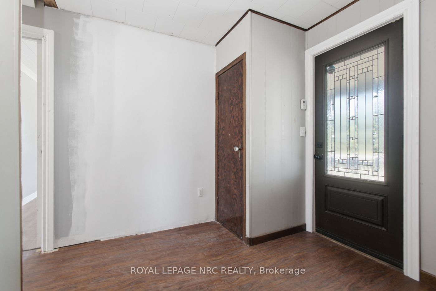 3667 Miller Road Property Photo 5