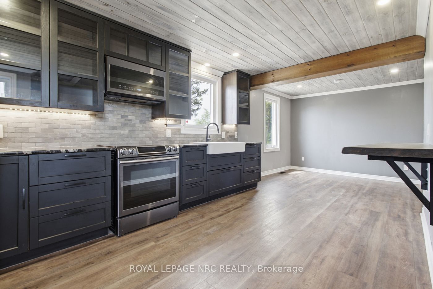3667 Miller Road Property Photo 15