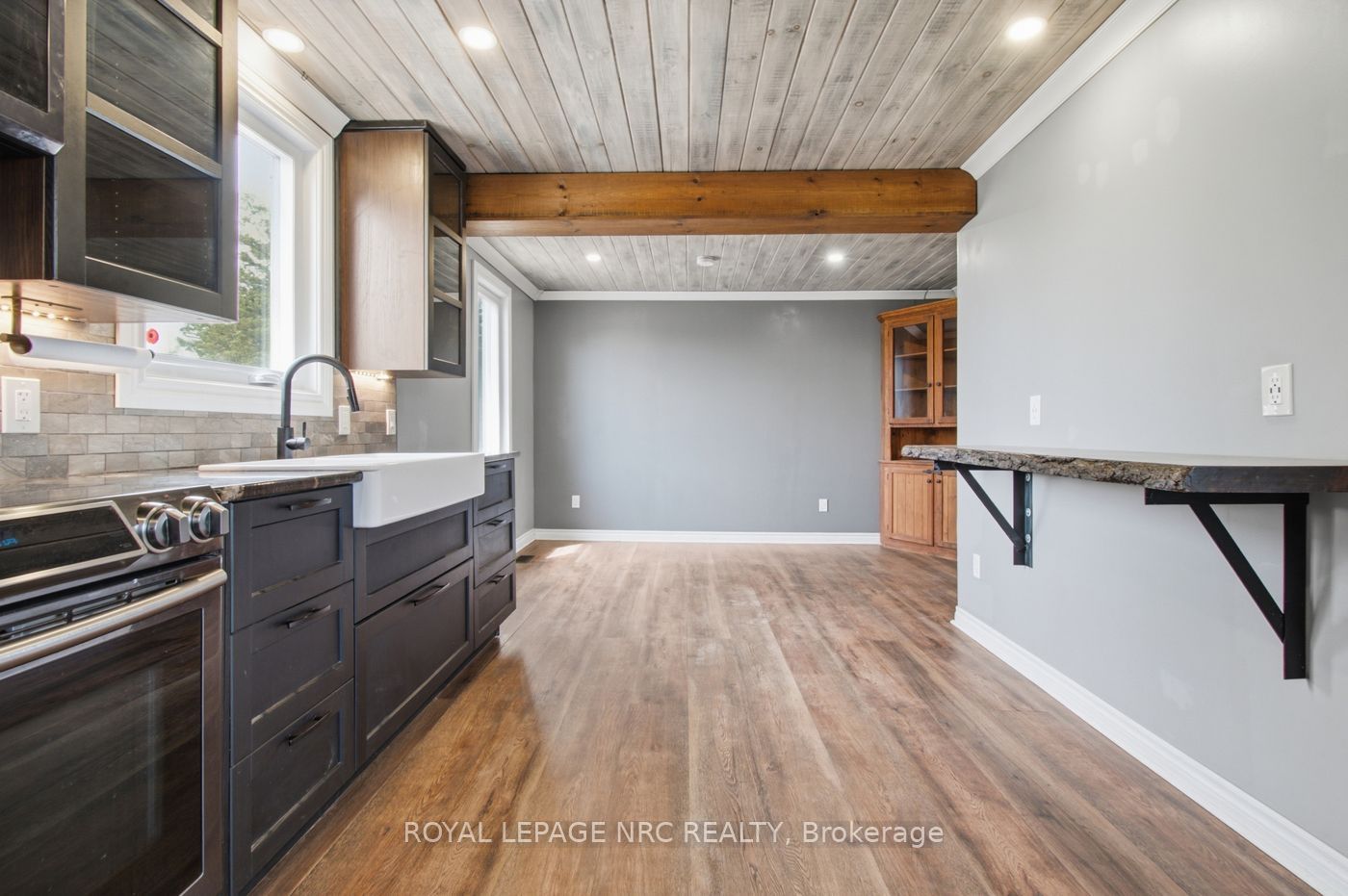 3667 Miller Road Property Photo 16