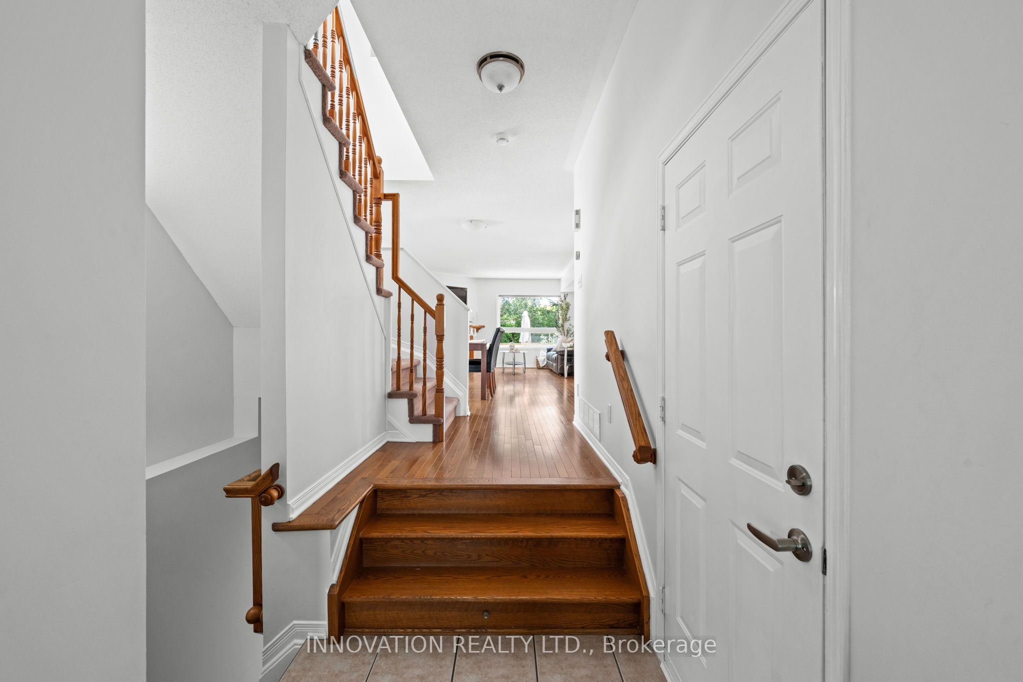 37 Chantilly Gate Property Photo 6
